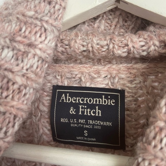 Abercrombie and Fitch chunky cotton turtleneck sweater Size Small - Picture 6 of 16